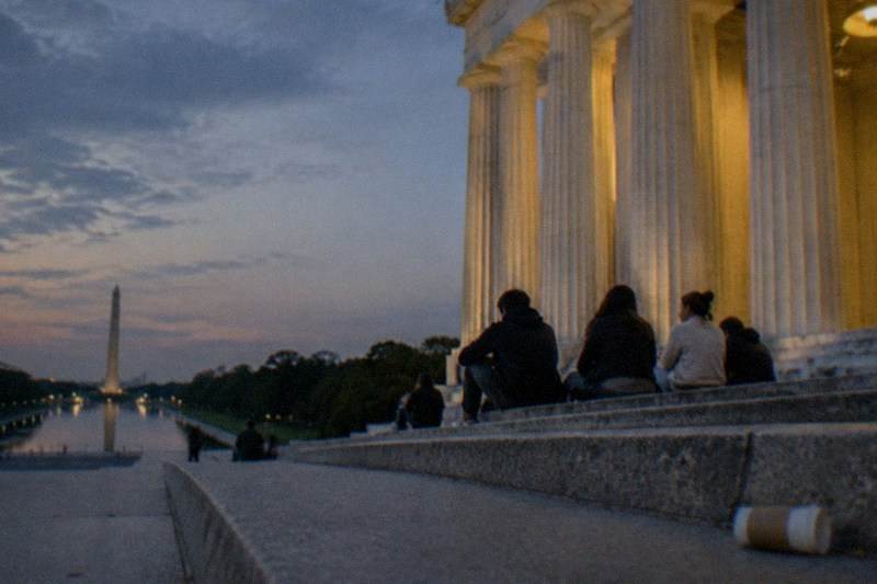 2-Hour Monuments Walking Tour